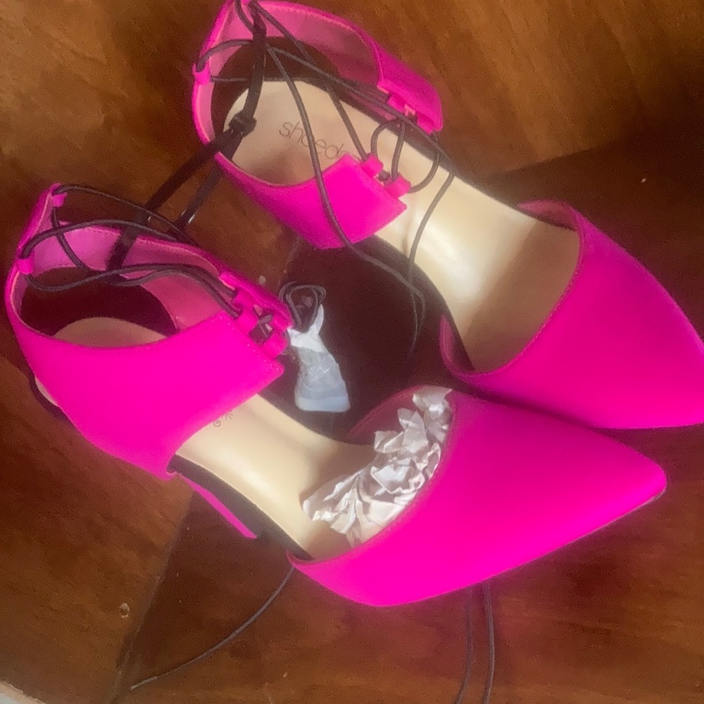 5.5 brand new heels